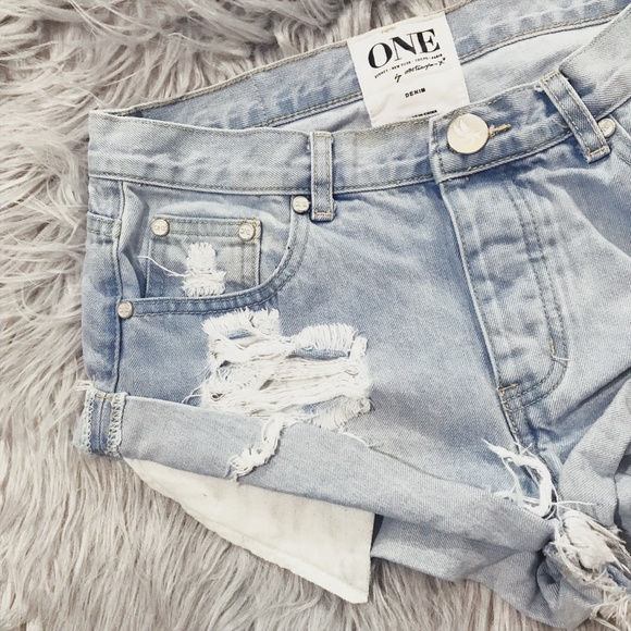 ONE Teaspoon Denim Shorts size 26 - Picture 3 of 6